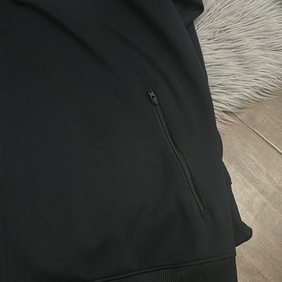 Men, St. Louis Cardinals Nikes zip up sweatshirt - Picture 8 of 17